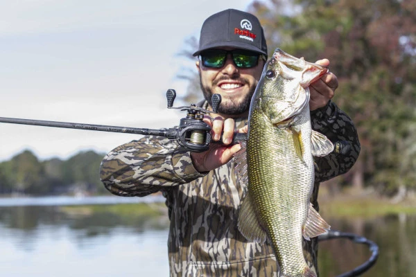 Lew's TP1 Black Speed Stick Topwater/Jerkbait 2,03m (4-14g) 3 Lew's TP1 Black Speed Stick Topwater/Jerkbait 2,03m (4-14g)